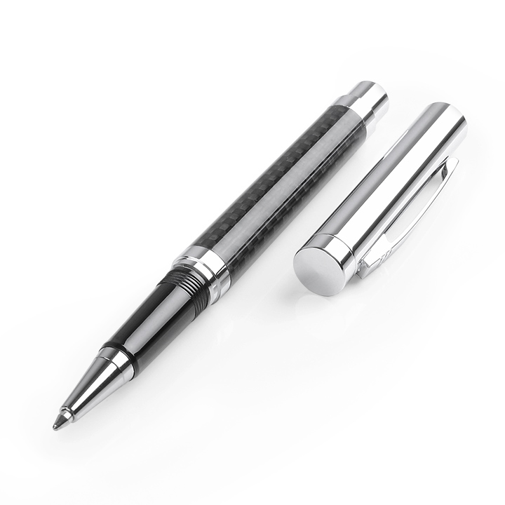 Ручка IZM Carbon FujiRo с корпусом из углепластика