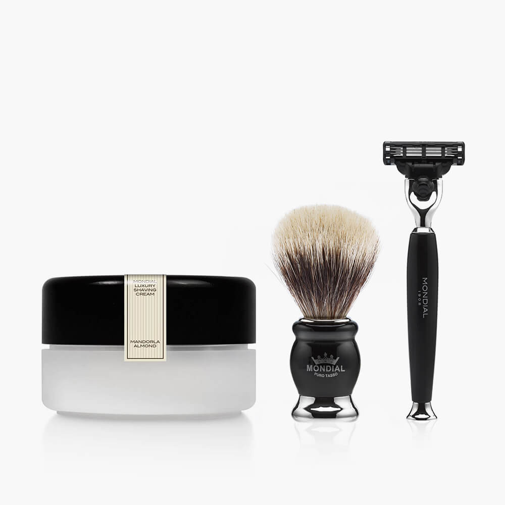 Итальянский бритвенный набор Mondial: станок для кассет Gillette, помазок с щетиной Gray Badger и крем-пена с эфирными маслами