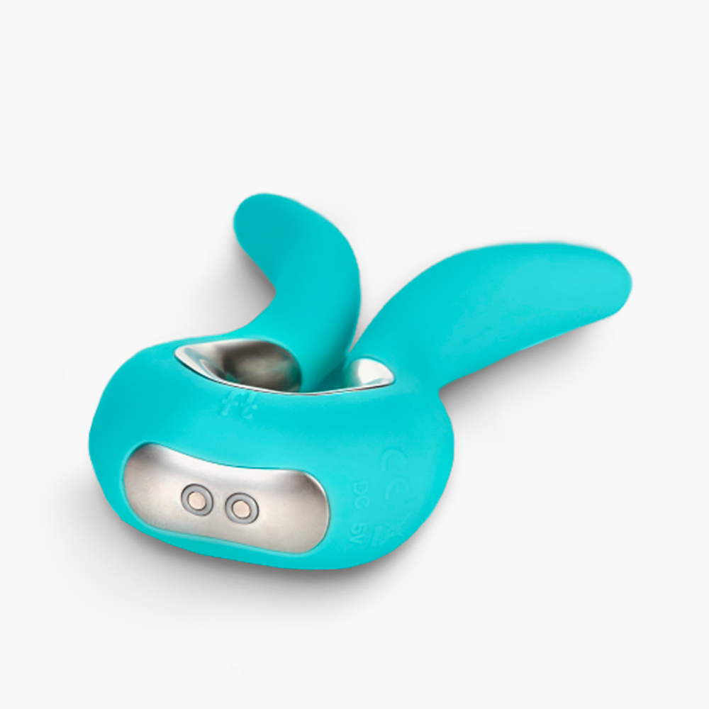 Эротический массажер Gvibe Mini с двойной вибрационной системой, гибкими «ушками» и цифровой системой управления